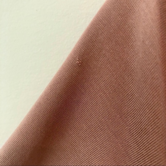 TWIK by Simons PINK V-NECK TEE - XS - Picture 8 of 9